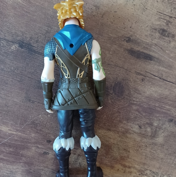 Fortnite Victory Series battle hound 12" action figure - Picture 2 of 2